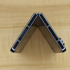 بررسی گلکسی زد فولد 5 از نظر دوربین